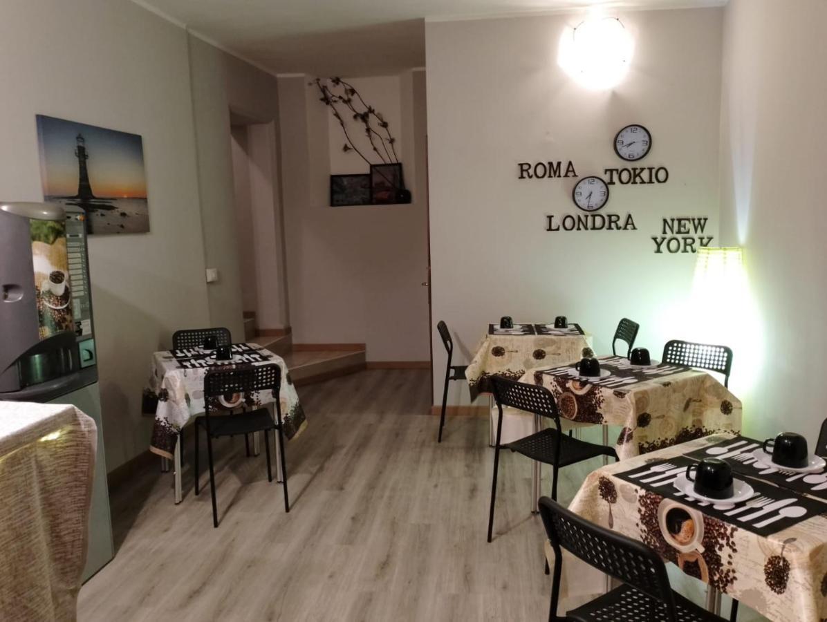 Hotel Elena 1 Self Check-In Parma Zewnętrze zdjęcie